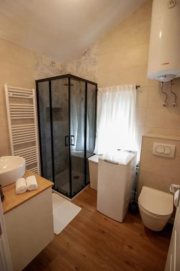 Apartment Castelmuschio 오미살즈 0*,  크로아티아